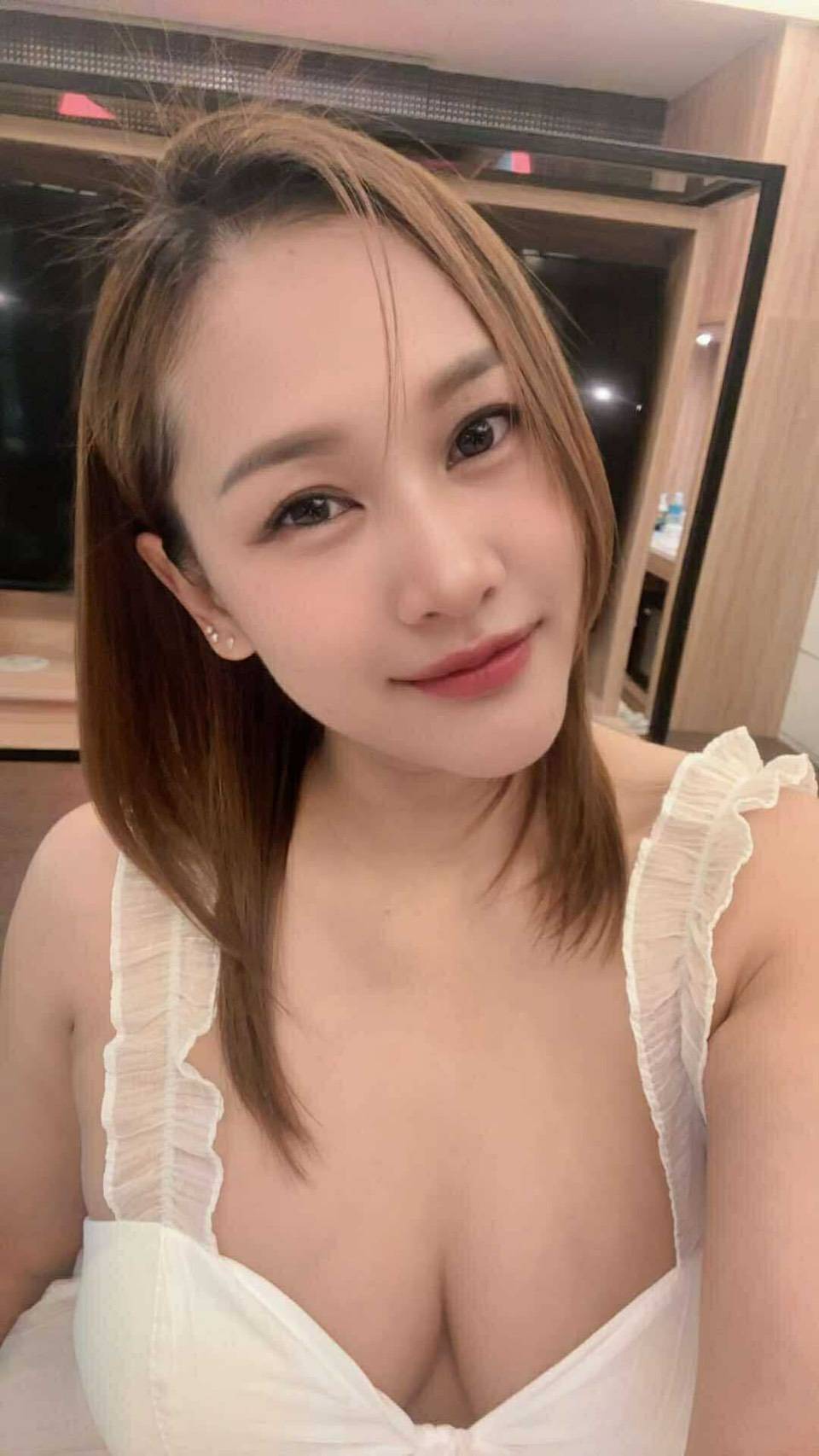 Aom - Escort Girl Bangkok